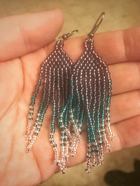 seed-bead-earrings,-royal-plummage 5255