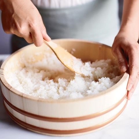 HD-201109-how-to-make-sushi-rice-ss